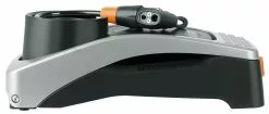 SKS Airstep - Tretpumpe -Fahrradzubehör Verkäufe SKS Airstep Tretpumpe 7Bar 100PSI Multivalve 11511 050 22035 4002556883829d
