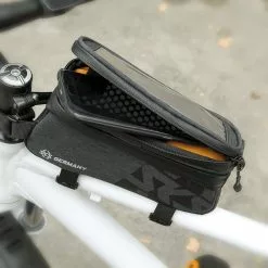 SKS Oberrohrtasche Traveller Smart Mit Abnehmbarem Smartphonefach -Fahrradzubehör Verkäufe SKS Oberrohrtasche Traveller Smart schwarz 11516 4002556897406 c